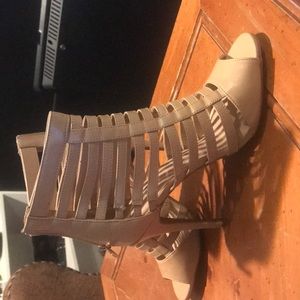 Shoes size 8 1/2 - 9